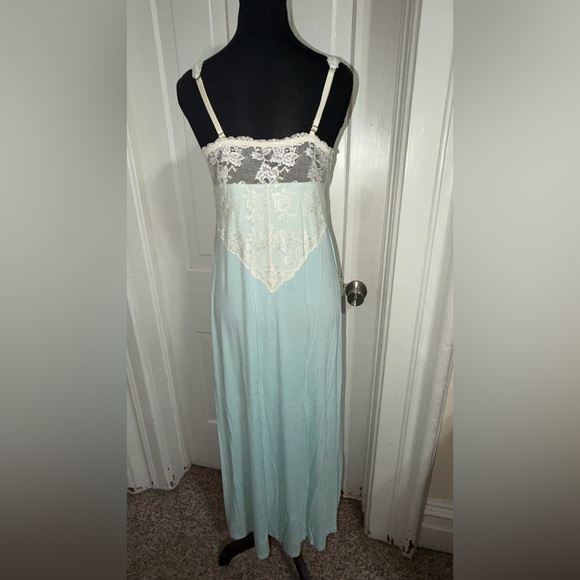 Women’s size medium Lace Trim Chemise - Soft Blue, nightgown - Picture 4 of 6